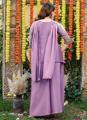 Lavender embroidered chinon kurta pant set with embroidered chinon dupatta 5