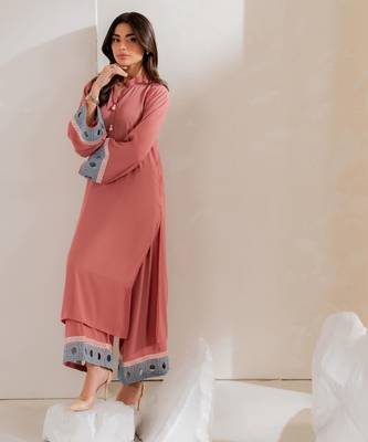 Pink embroidered french crepe kurta pant set 2
