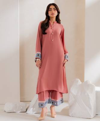 Pink embroidered french crepe kurta pant set 3