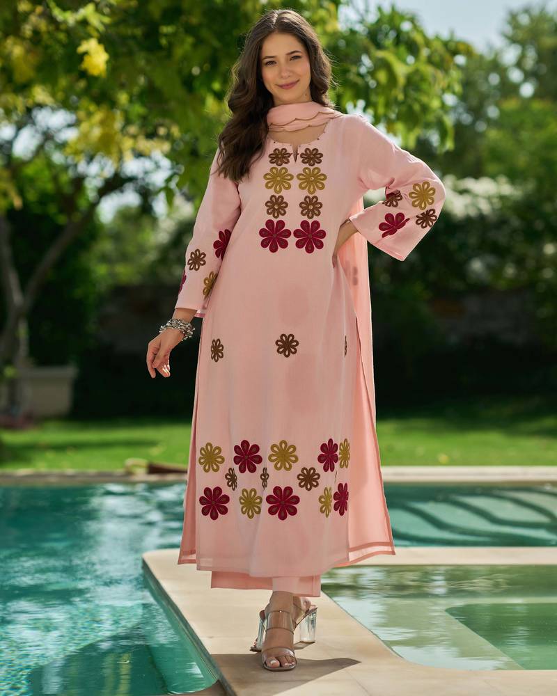 Pink embroidered chanderi silk kurta pant set with hand kodi lace and dupatta