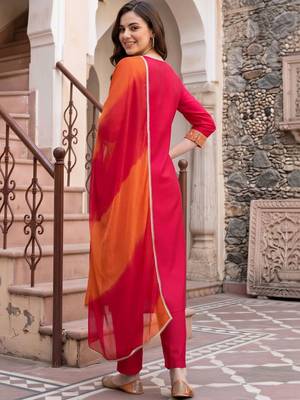 women ethnic motifs embroidered regular thread work kurta with trousers & with dupatta 3