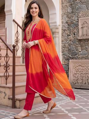 women ethnic motifs embroidered regular thread work kurta with trousers & with dupatta 5