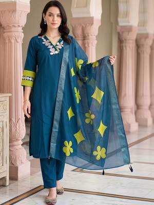 women ethnic motifs embroidered regular thread work kurta with trousers & with dupatta 1