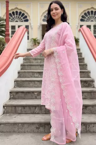 women ethnic motifs embroidered regular thread work kurta with trousers & with dupatta