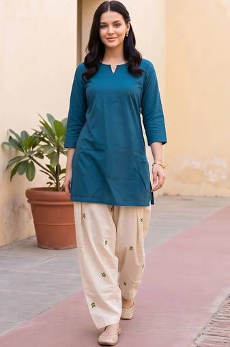 women ethnic motifs regular cotton kurti with patiala