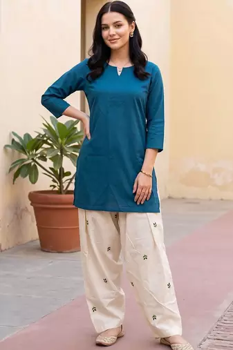 women ethnic motifs regular cotton kurti with patiala
