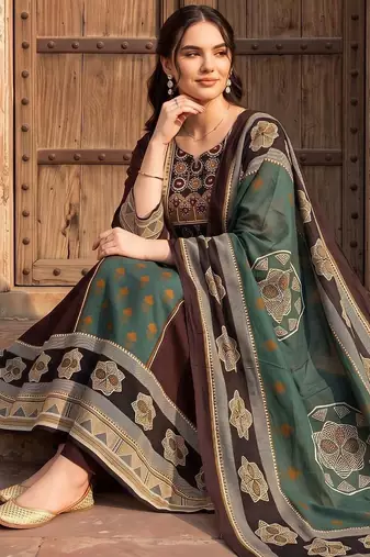 women ethnic motifs printed regular cotton kurta with trousers & with dupatta