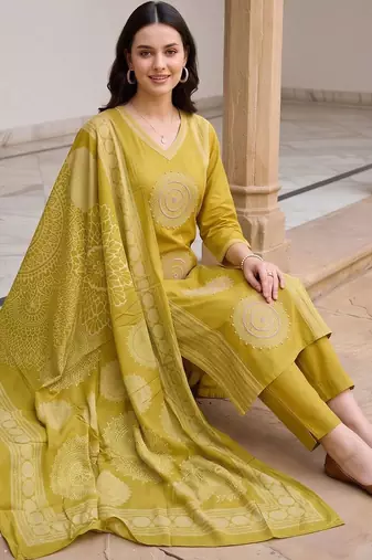 women ethnic motifs embroidered regular thread work cotton kurta with trousers & with dupatta