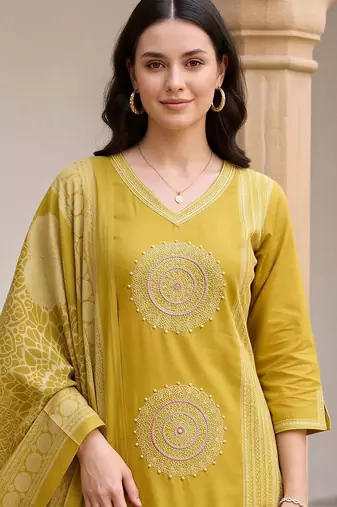 women ethnic motifs embroidered regular thread work cotton kurta with trousers & with dupatta