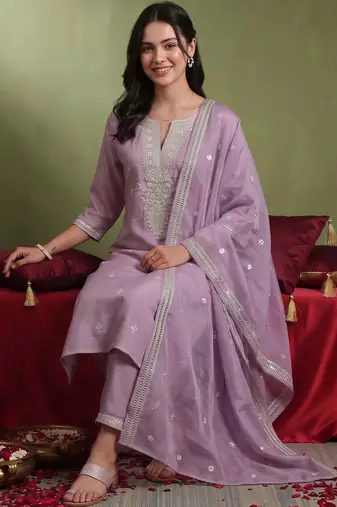 women ethnic motifs embroidered regular thread work kurta with trousers & with dupatta