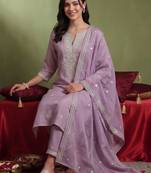 women ethnic motifs embroidered regular thread work kurta with trousers & with dupatta