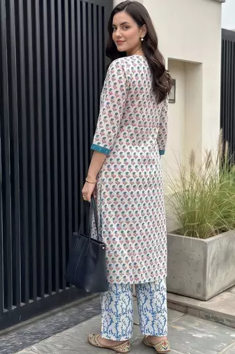 women ethnic motifs printed regular cotton kurta with trousers