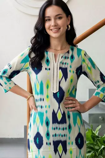 women printed regular cotton kurta with trousers