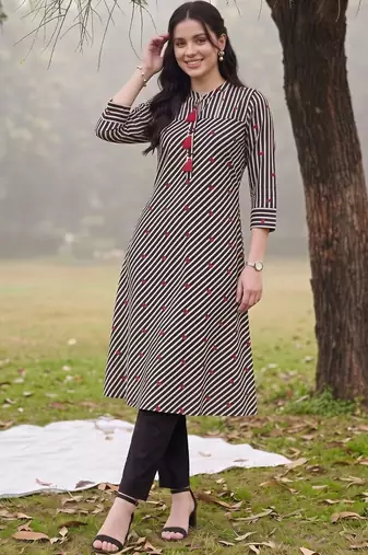women printed regular cotton kurta with trousers