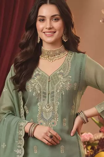 women ethnic motifs embroidered regular thread work kurta with trousers & with dupatta