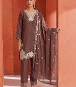 women ethnic motifs embroidered regular thread work kurta with trousers & with dupatta