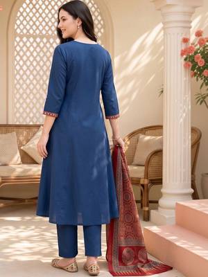 women ethnic motifs regular thread work cotton kurta with trousers & with dupatta 4