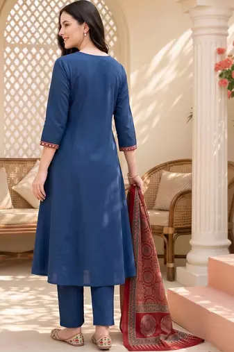 women ethnic motifs regular thread work cotton kurta with trousers & with dupatta