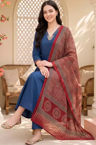 women ethnic motifs regular thread work cotton kurta with trousers & with dupatta
