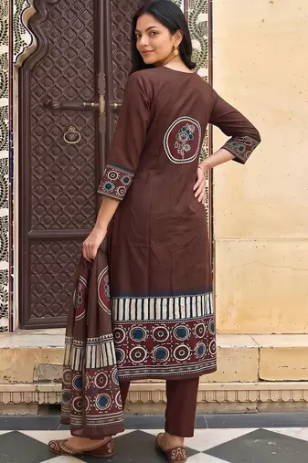 women ethnic motifs printed regular cotton kurta with trousers & with dupatta