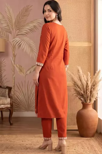 women ethnic motifs embroidered regular thread work kurta with trousers