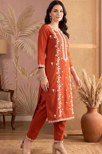 women ethnic motifs embroidered regular thread work kurta with trousers