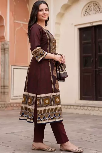 women ethnic motifs printed regular cotton kurta with trousers & with dupatta