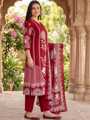 women floral printed regular cotton kurta with trousers & with dupatta 2