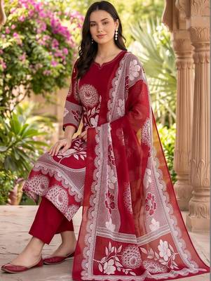 women floral printed regular cotton kurta with trousers & with dupatta 4