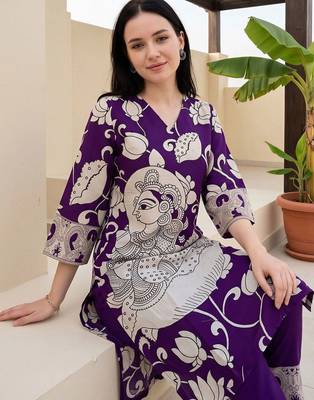 women ethnic motifs printed v-neck straight cotton kurta with trousers 2