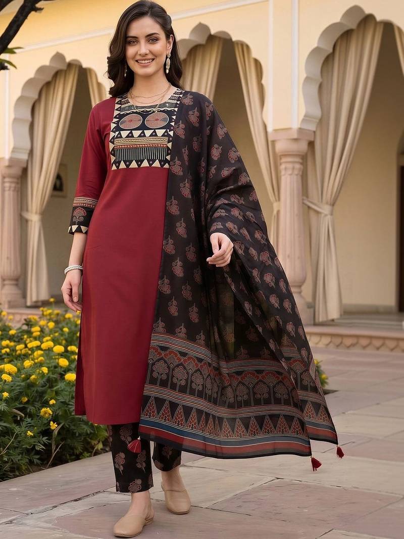 women ethnic motifs printed regular cotton kurta with trousers & with dupatta