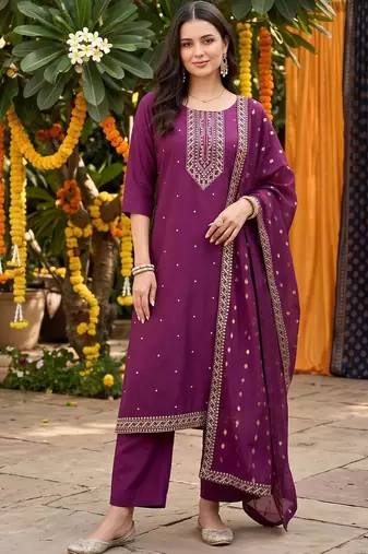 women ethnic motifs embroidered regular kurta with trousers & with dupatta