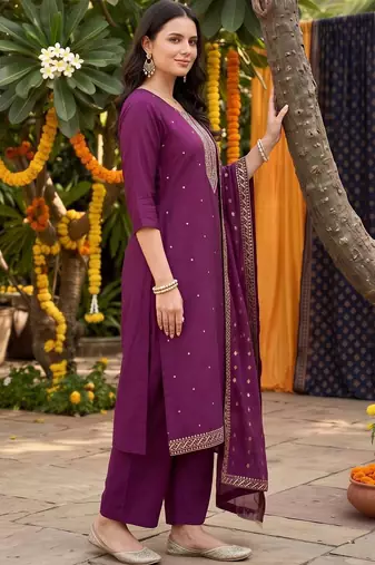women ethnic motifs embroidered regular kurta with trousers & with dupatta