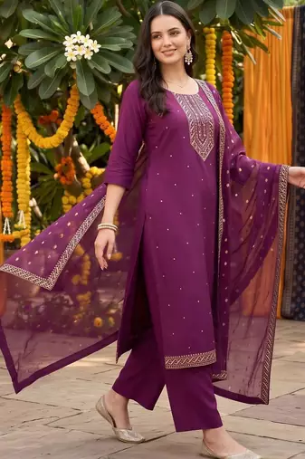 women ethnic motifs embroidered regular kurta with trousers & with dupatta