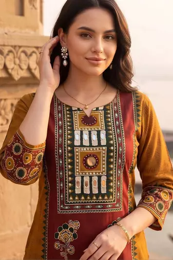 women ethnic motifs printed regular cotton kurta with trousers & with dupatta