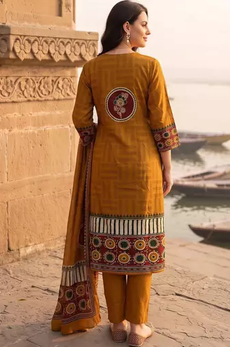 women ethnic motifs printed regular cotton kurta with trousers & with dupatta