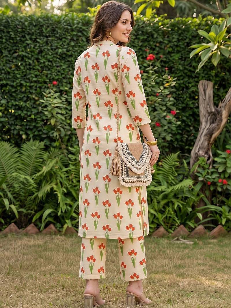 women floral printed regular cotton kurta with trousers
