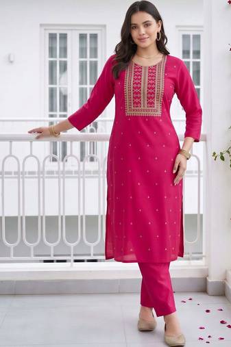 women ethnic motifs embroidered regular kurta with trousers