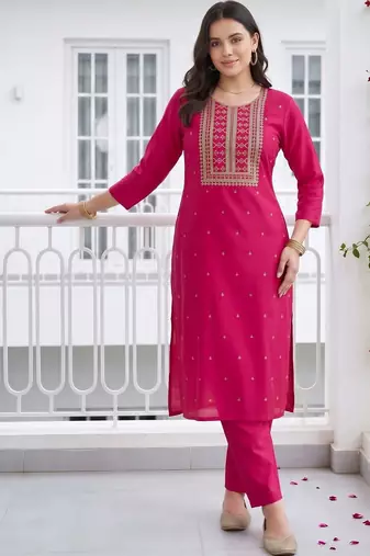 women ethnic motifs embroidered regular kurta with trousers