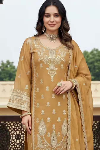 women ethnic motifs embroidered regular kurta with trousers & with dupatta