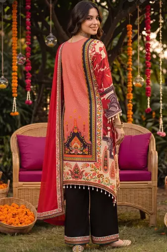 women floral printed regular kurta with trousers & with dupatta