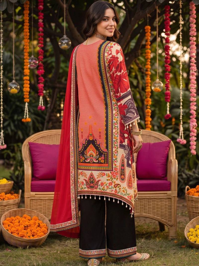 women floral printed regular kurta with trousers & with dupatta