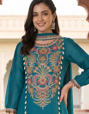 women ethnic motifs embroidered regular thread work kurta with trousers & with dupatta 2
