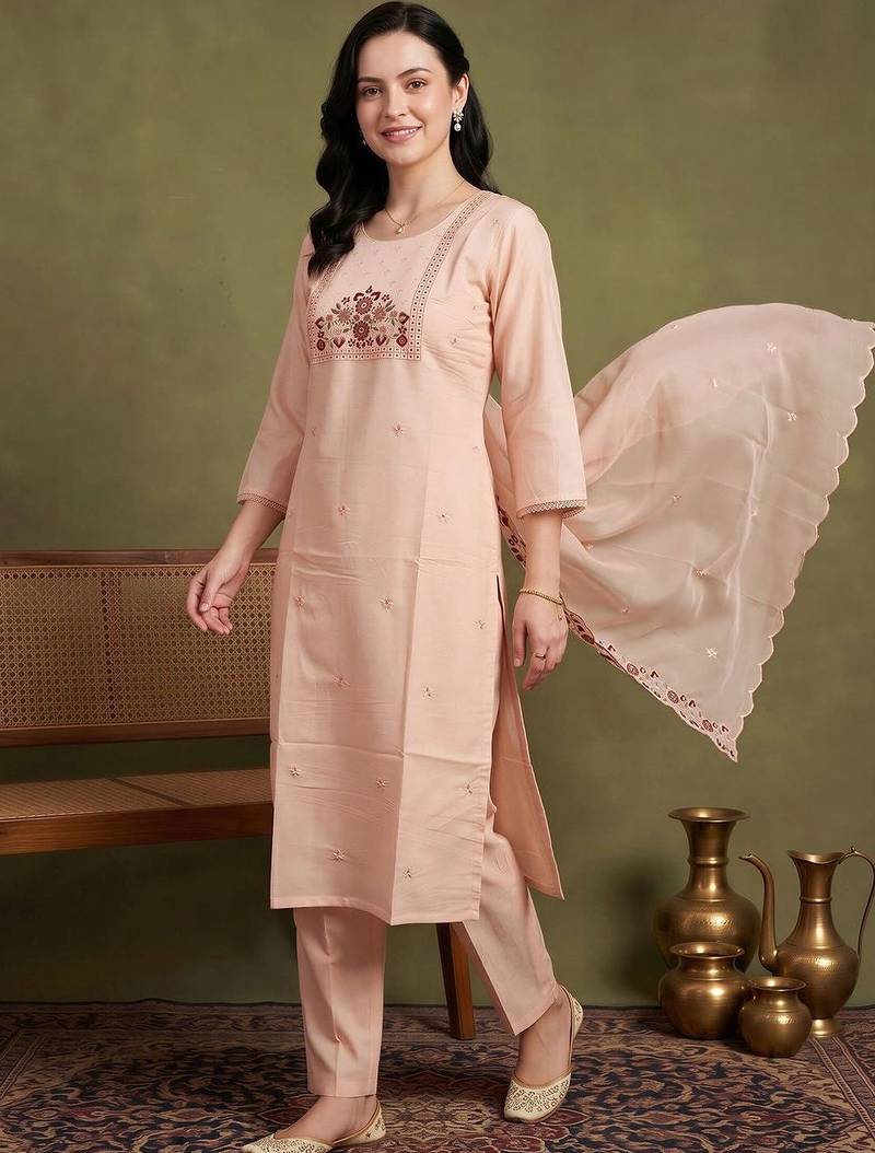women ethnic motifs embroidered regular thread work kurta with trousers & with dupatta