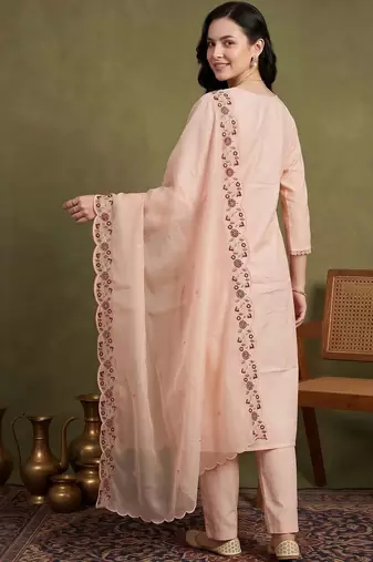 women ethnic motifs embroidered regular thread work kurta with trousers & with dupatta