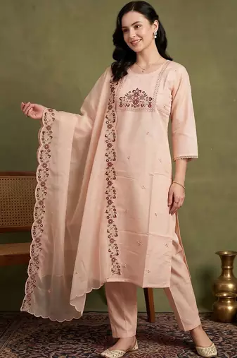 women ethnic motifs embroidered regular thread work kurta with trousers & with dupatta