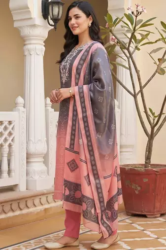 women ethnic motifs embroidered regular thread work kurta with trousers & with dupatta