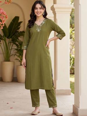 women regular mirror work kurta with trousers 5
