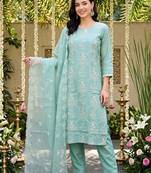 women ethnic motifs embroidered regular thread work kurta with trousers & with dupatta