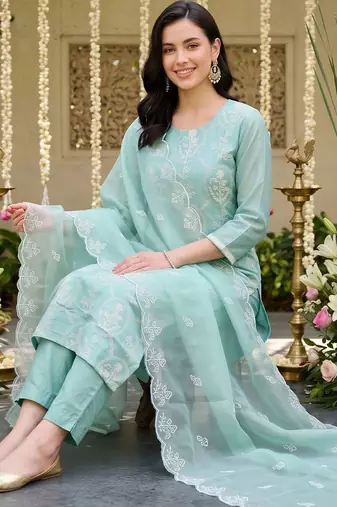 women ethnic motifs embroidered regular thread work kurta with trousers & with dupatta